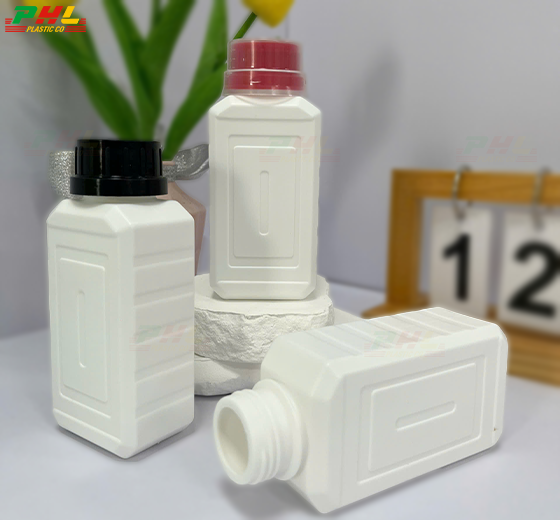 Chai HDPE/COEX 200mL ø33mm Vuông - Trắng Sữa